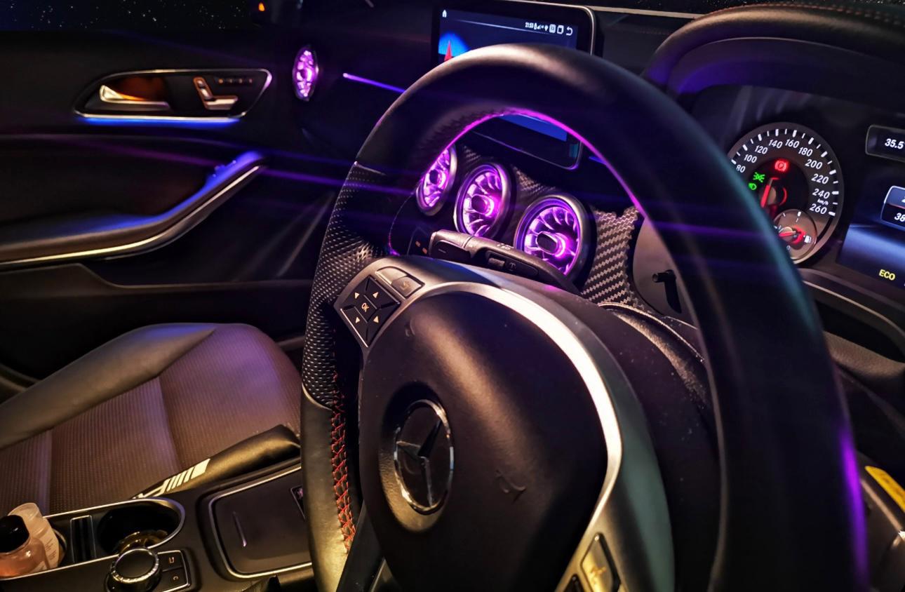 Mercedes GLA X156 OEM+ Ambinet light
