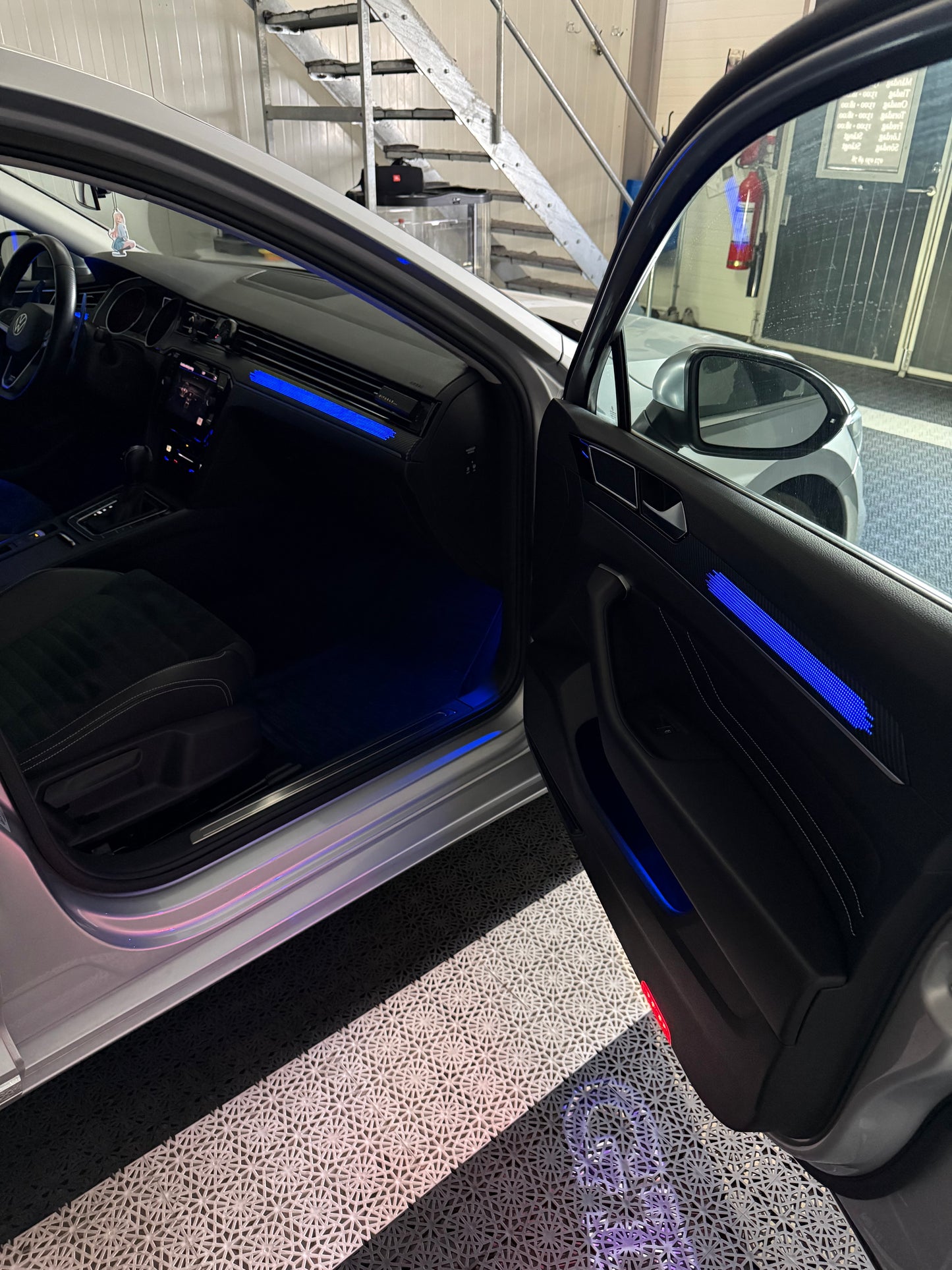 VW Passat B8 2015-2021 Ambinet belysning