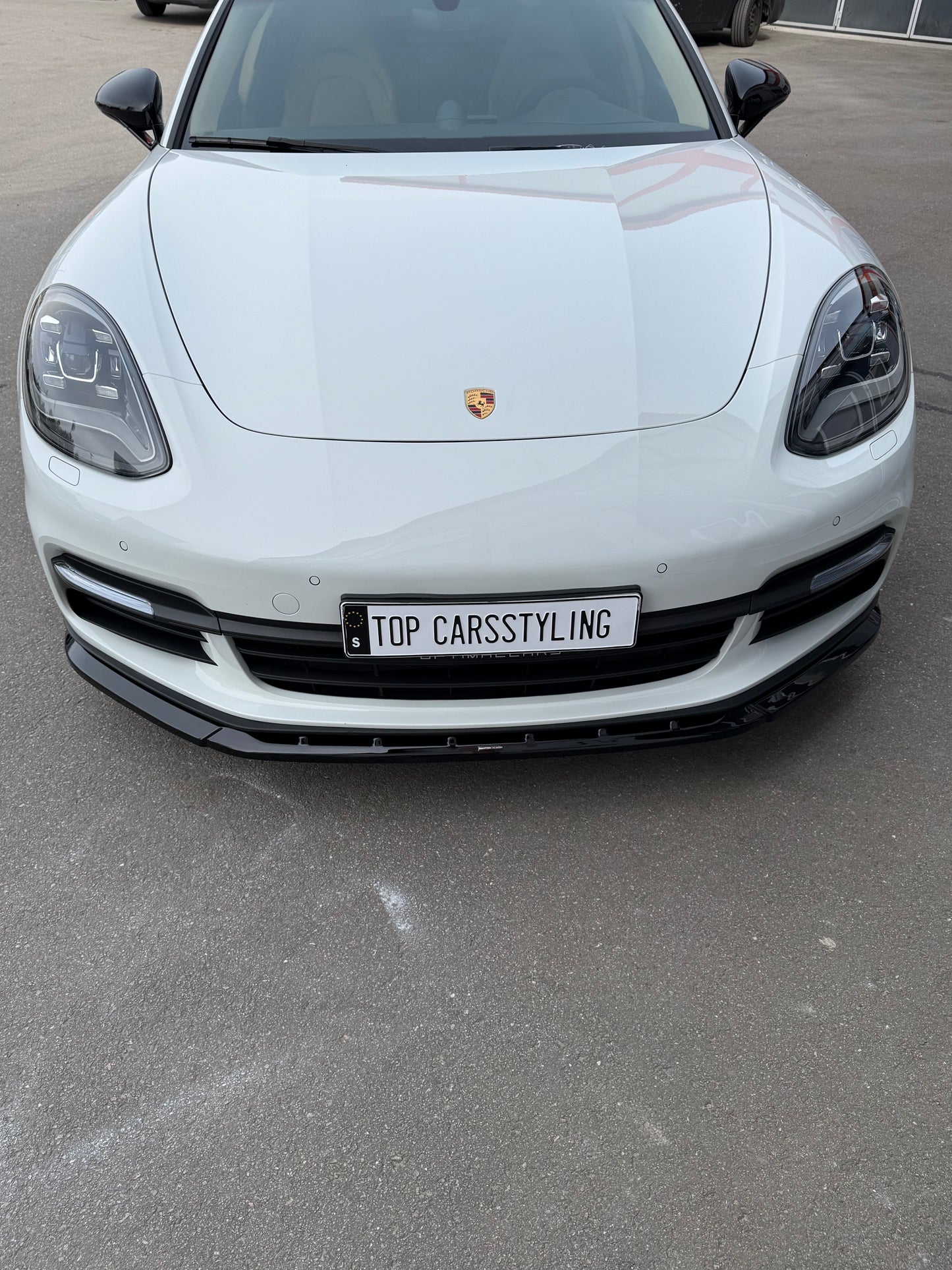 Porsche Panamera 4S Maxton body kit