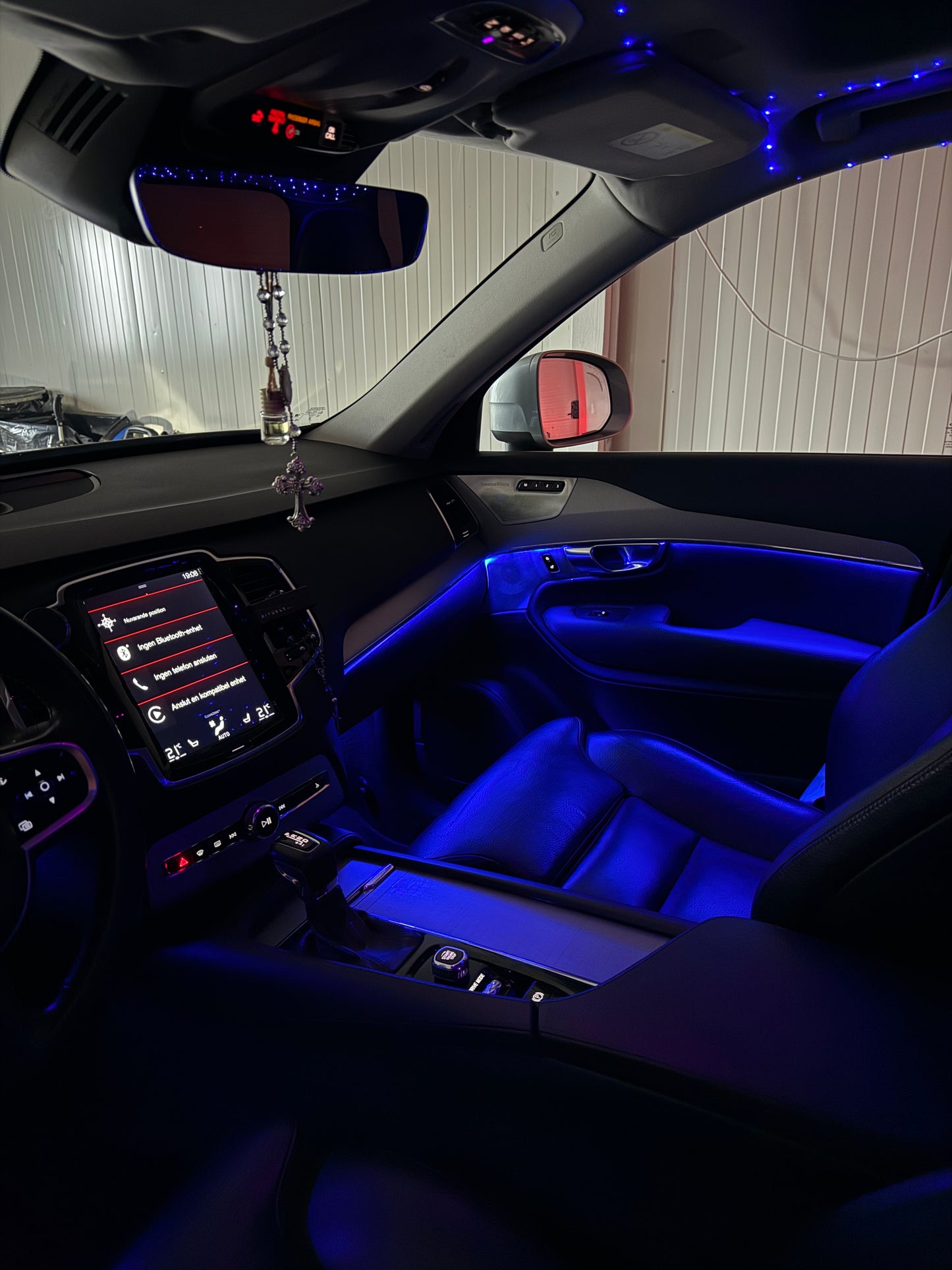 Volvo XC90 Ambinet belysning med montering