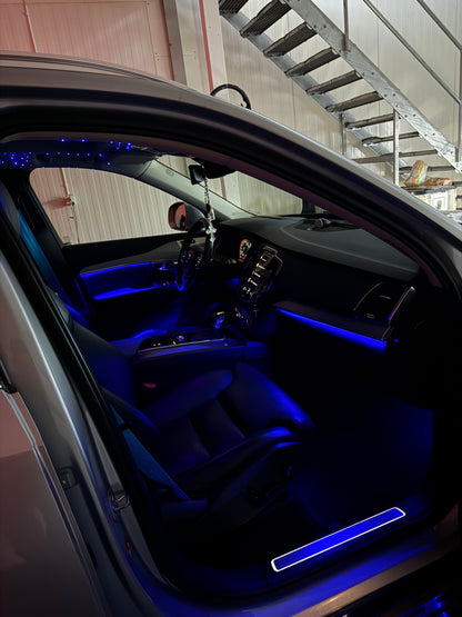Volvo XC90 Ambinet belysning med montering