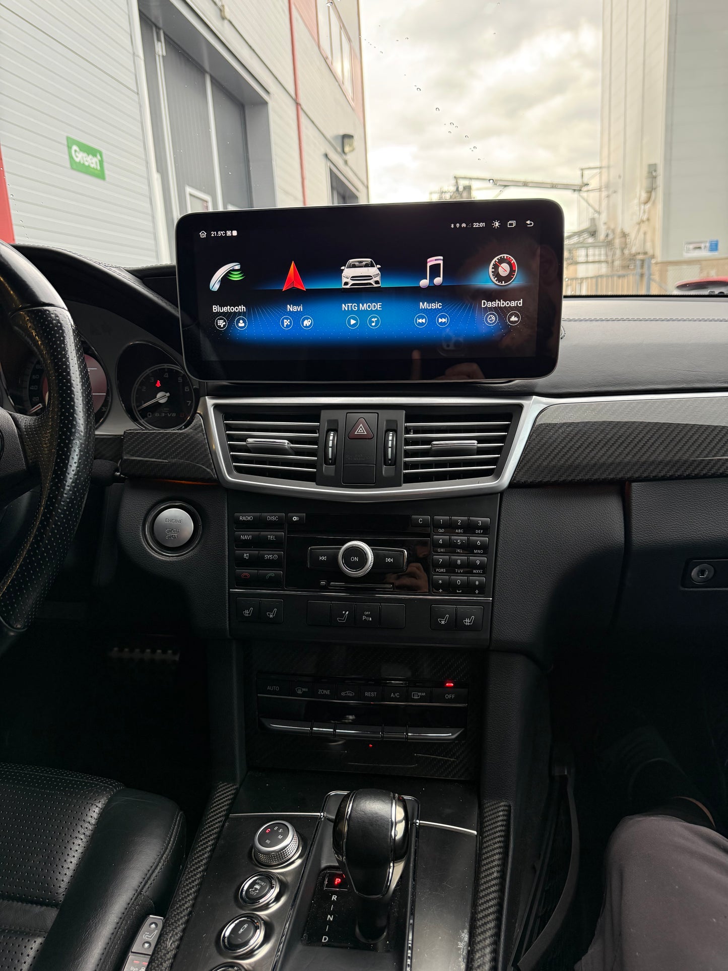 Mercedes E klass W212 CarPlay Android skärm