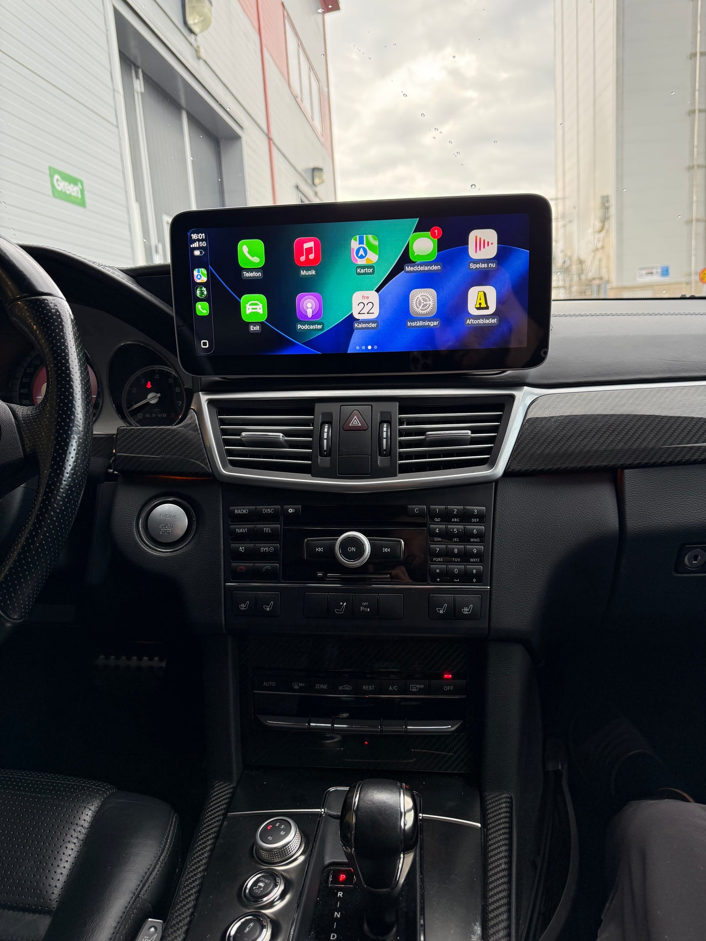 Mercedes E klass W212 CarPlay Android skärm
