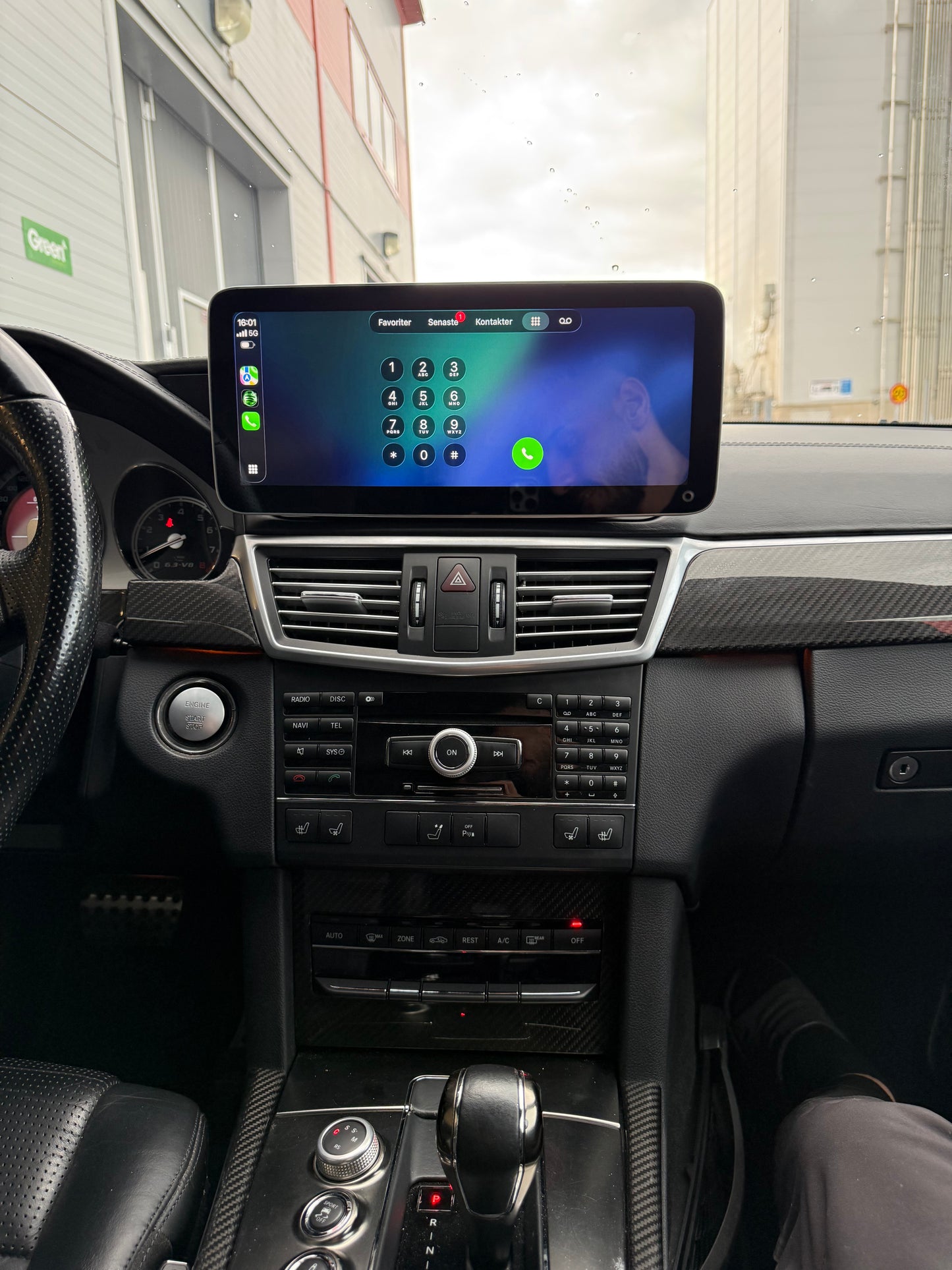 Mercedes E klass W212 CarPlay Android skärm