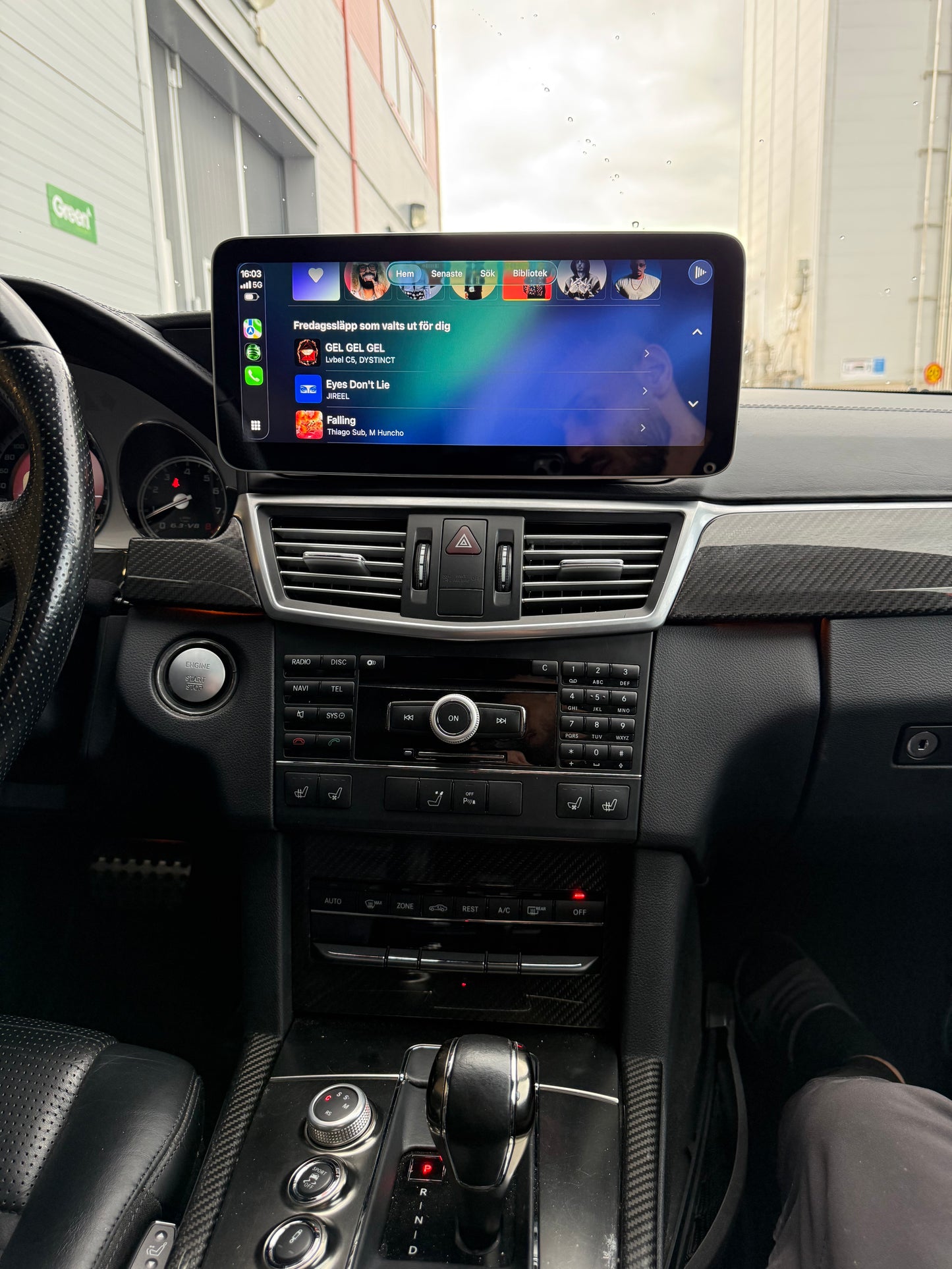 Mercedes E klass W212 CarPlay Android skärm