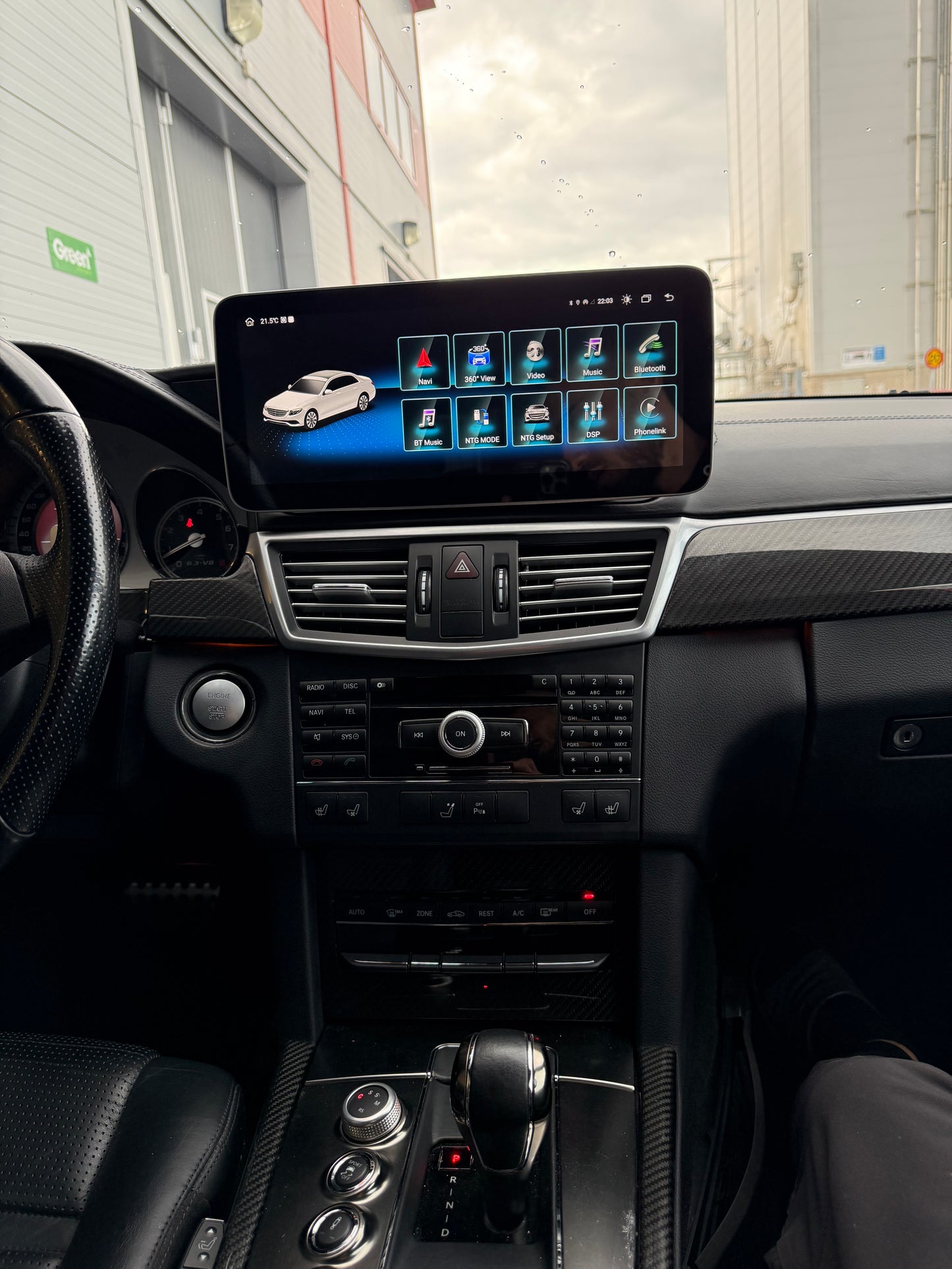 Mercedes E klass W212 CarPlay Android skärm