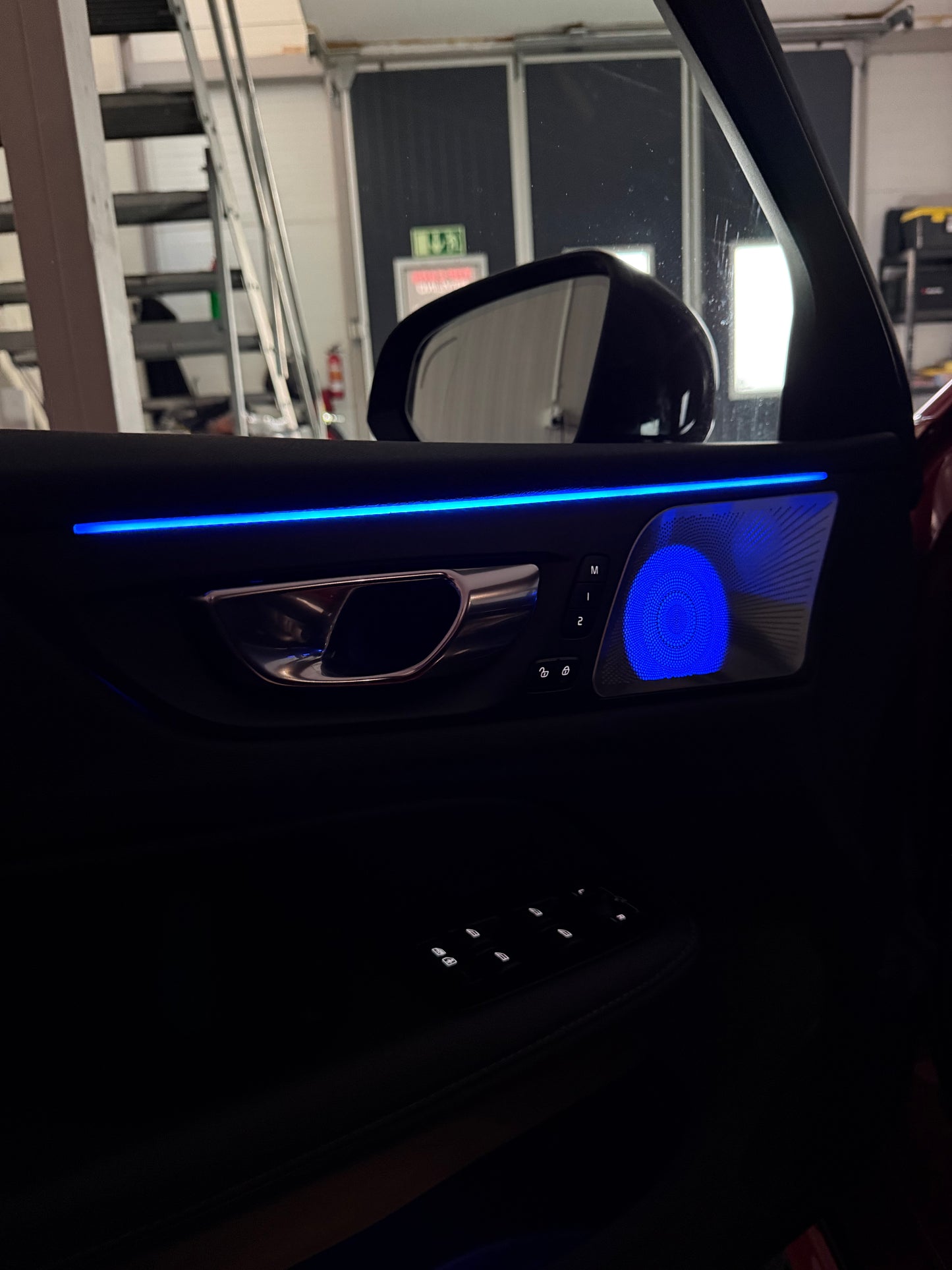 Ambinet light Volvo V60-S60 2018-2025 med montering