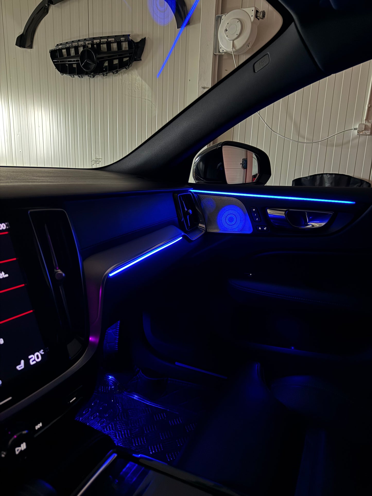 Ambinet light Volvo V60-S60 2018-2025 med montering