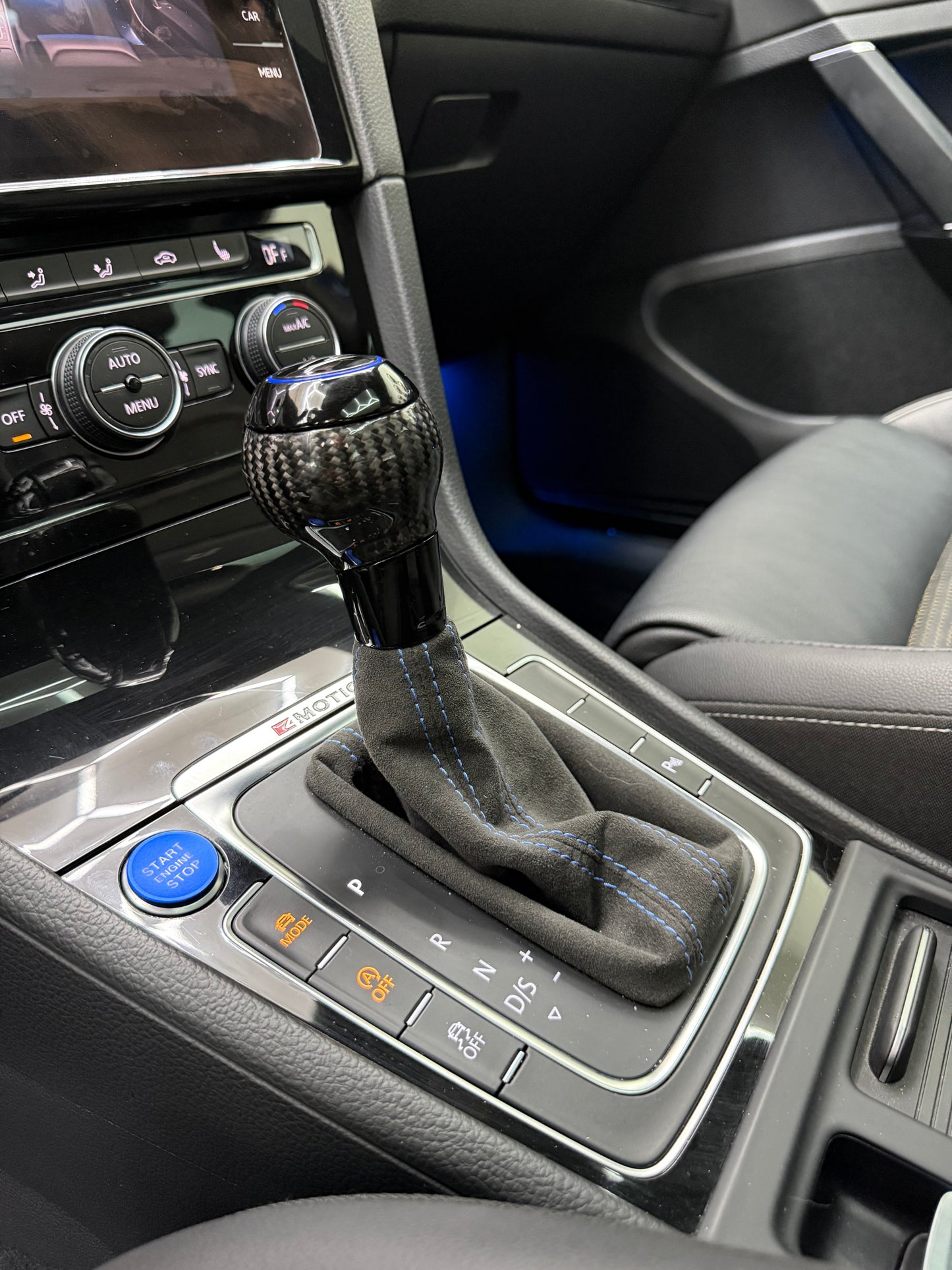 GOLF R MK7 & MK7.5 kolfiber växelspak
