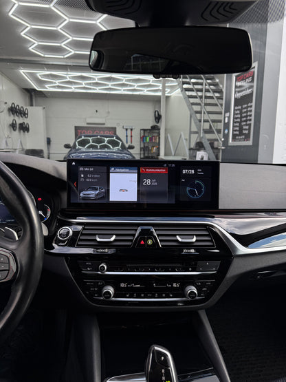 BMW 5 serie G30/G31 2019-2021 15 tum android skärm inkl. montering