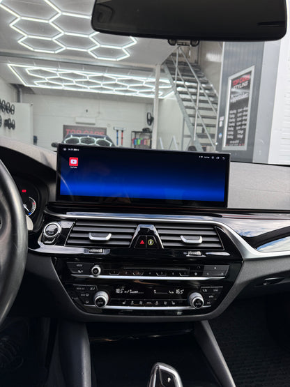 BMW 5 serie G30/G31 2019-2021 15 tum android skärm inkl. montering