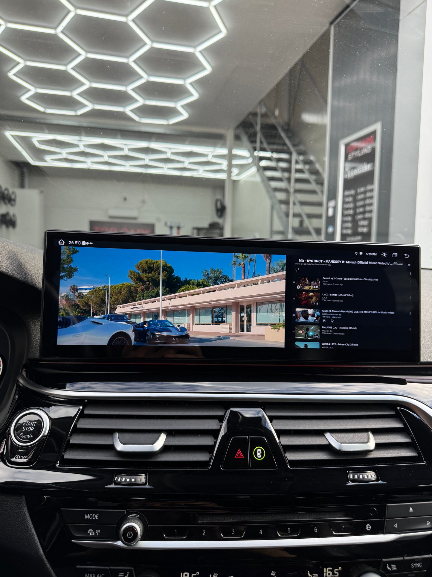 BMW 5 serie G30/G31 2019-2021 15 tum android skärm inkl. montering