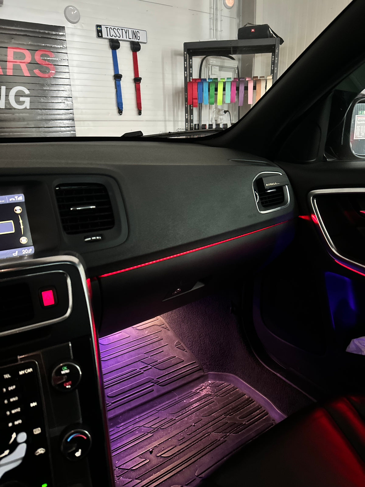Volvo V60/S60 2012-2018 Ambient light inkl. Montering