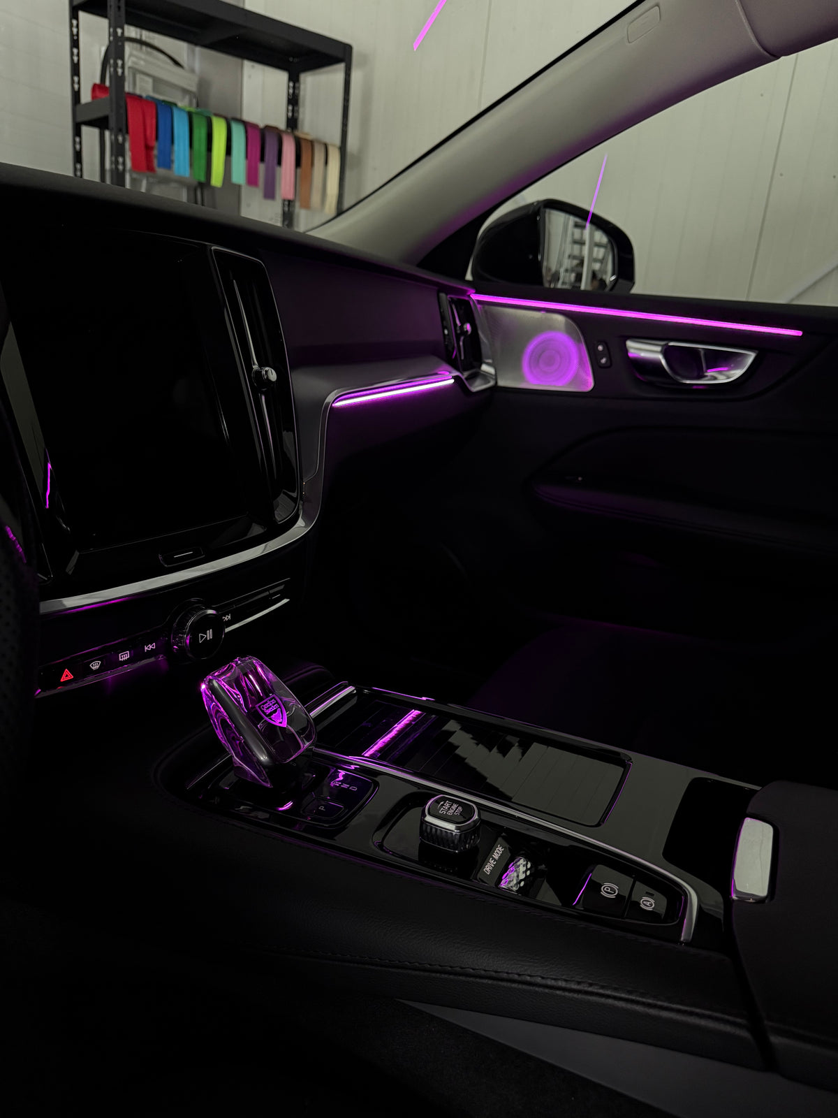 Volvo V60-S60 2018-2025 Ambient belysning inkl. montering
