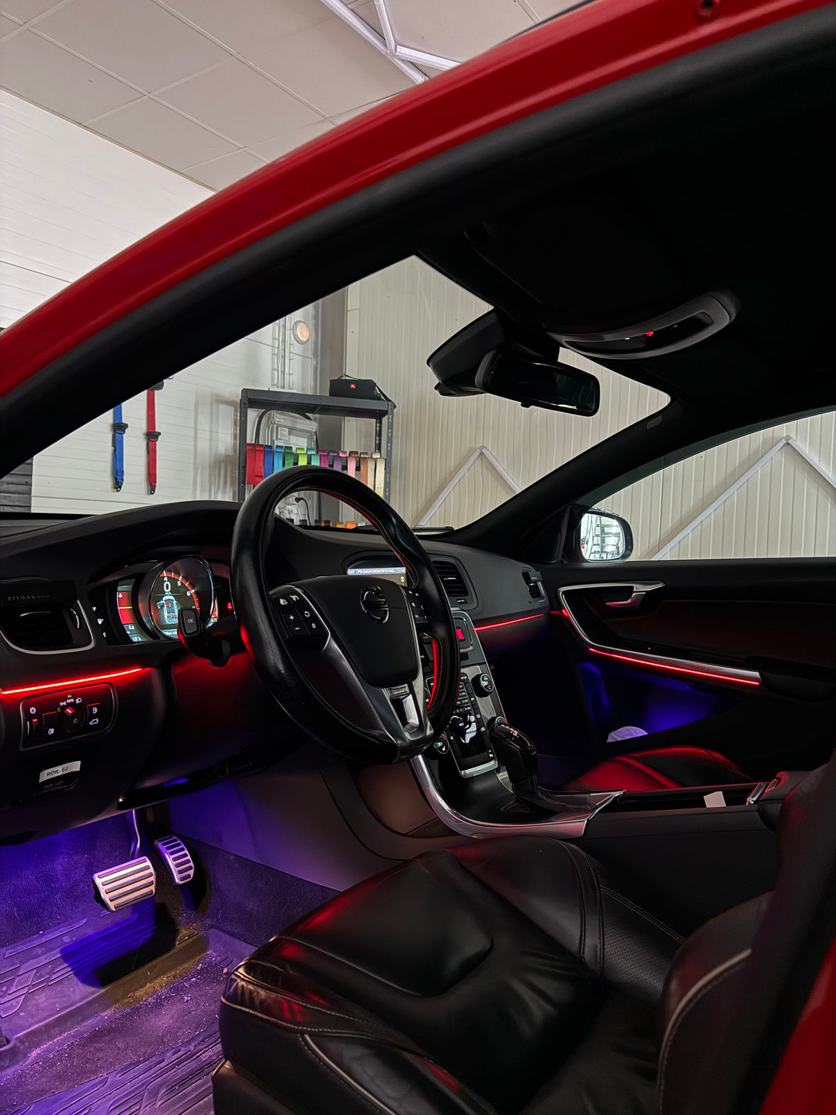 Volvo V60/S60 2012-2018 Ambient light inkl. Montering