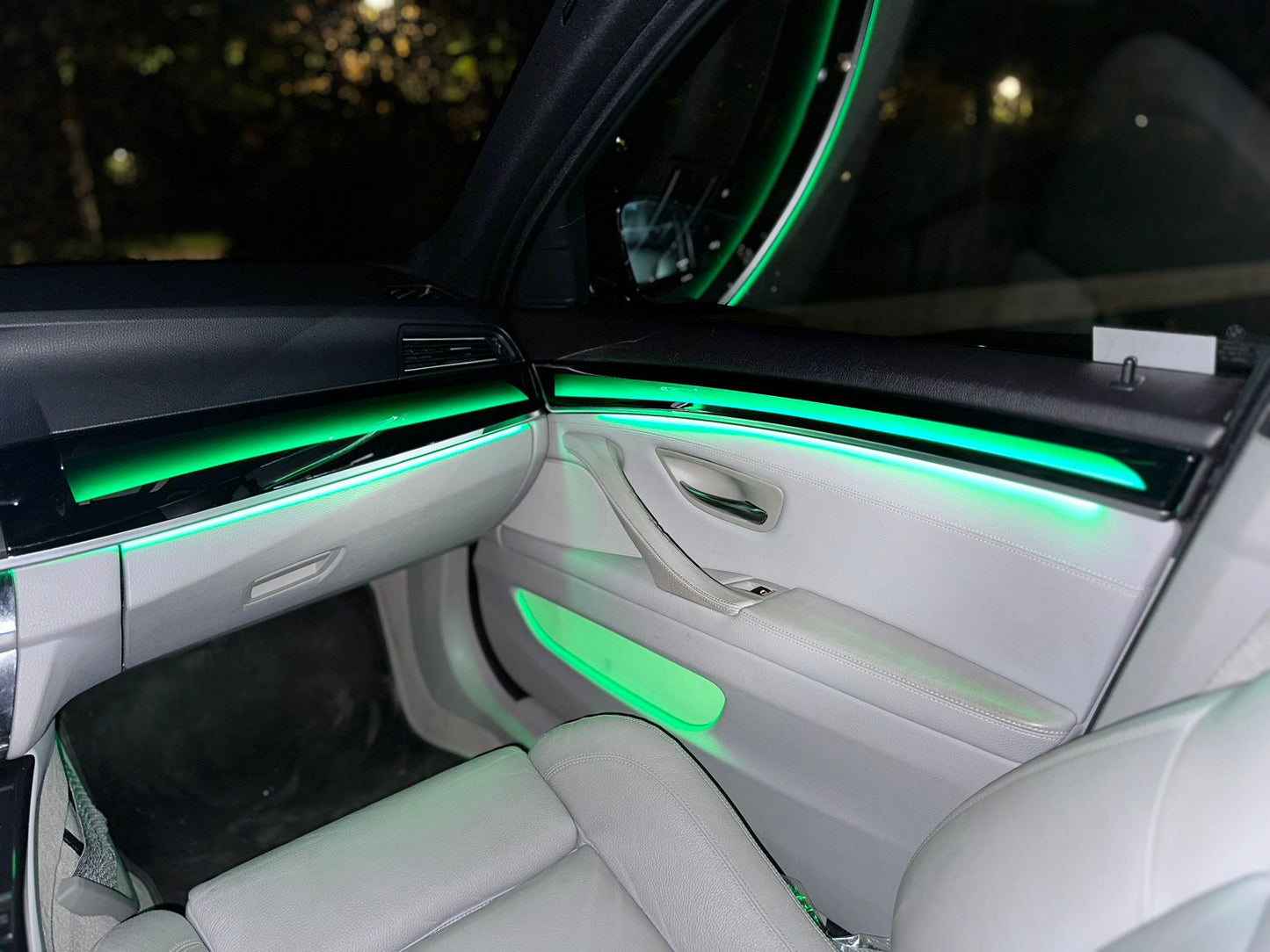 BMW F10/F11 premium Ambinet light med dynamiska paneler